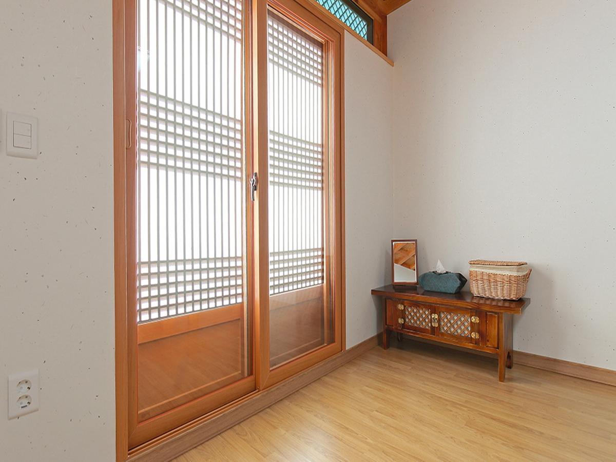 Cheonggong Hanok Stay Gyeongju Buitenkant foto