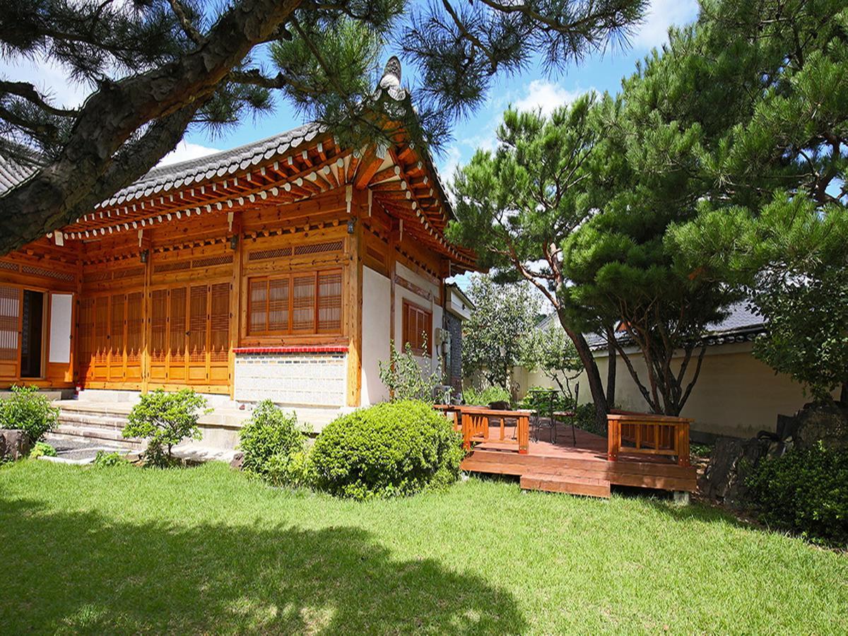 Cheonggong Hanok Stay Gyeongju Buitenkant foto