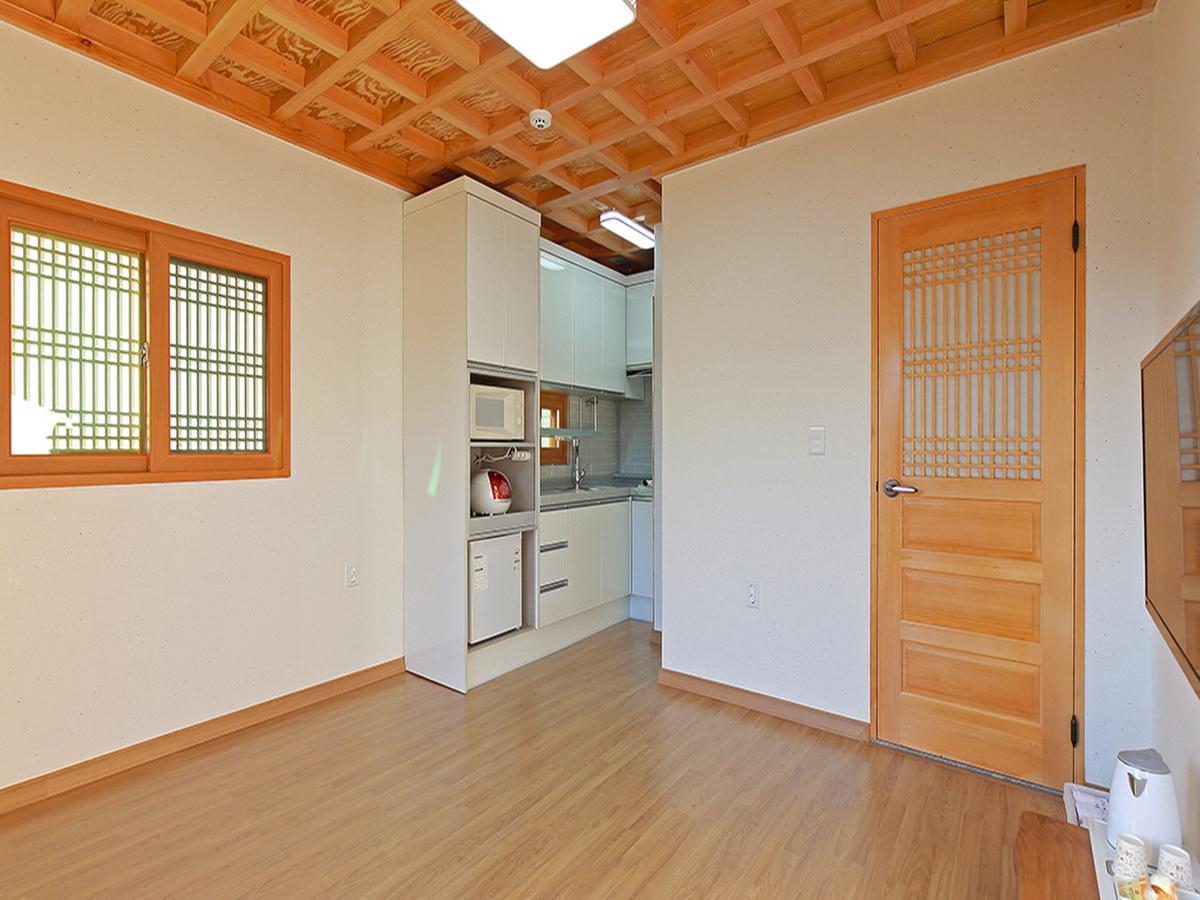 Cheonggong Hanok Stay Gyeongju Buitenkant foto